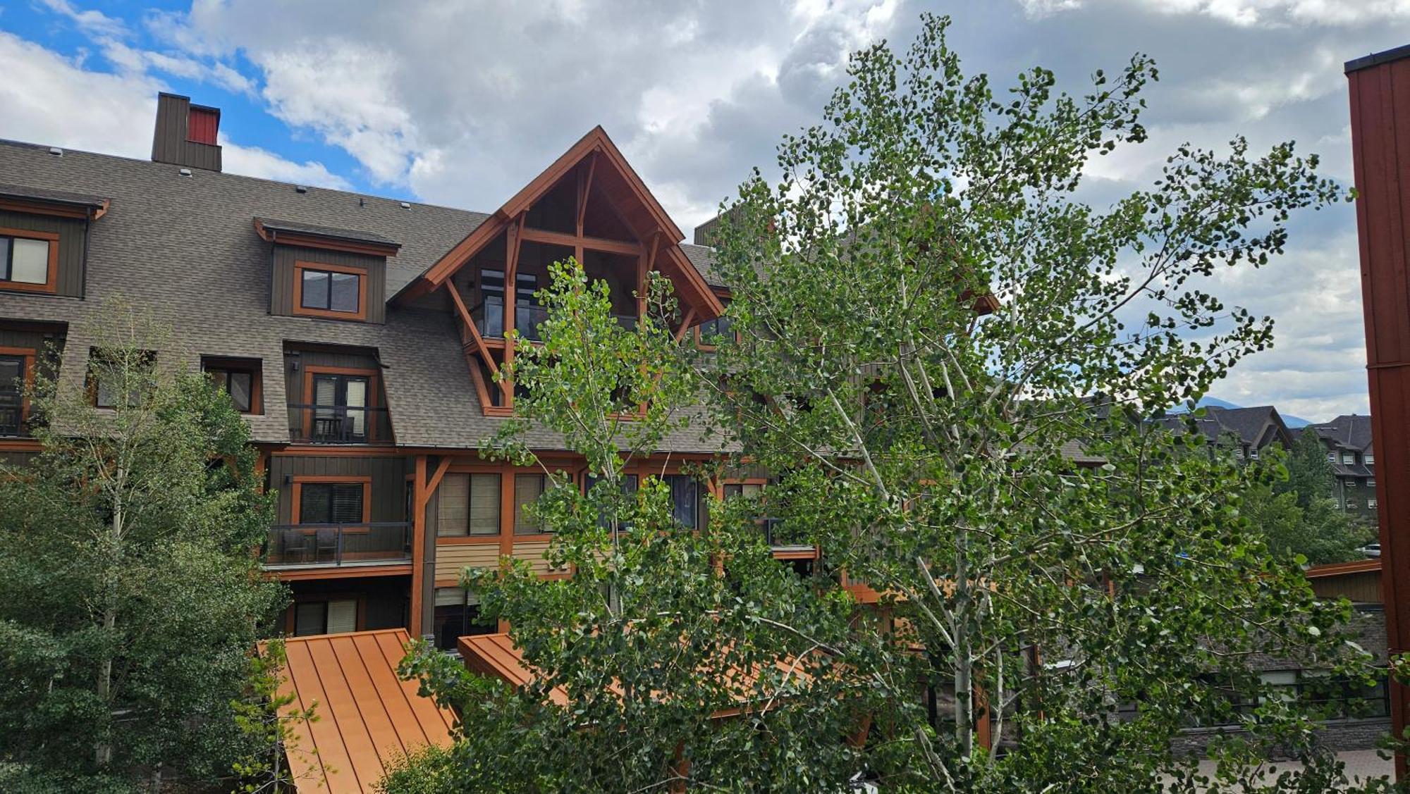 Gracie'S Place Canmore Esterno foto